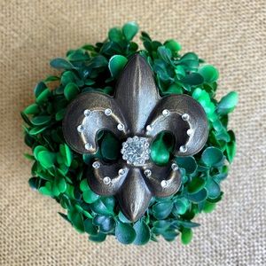 Fleur de Lis Bling Candle Pin